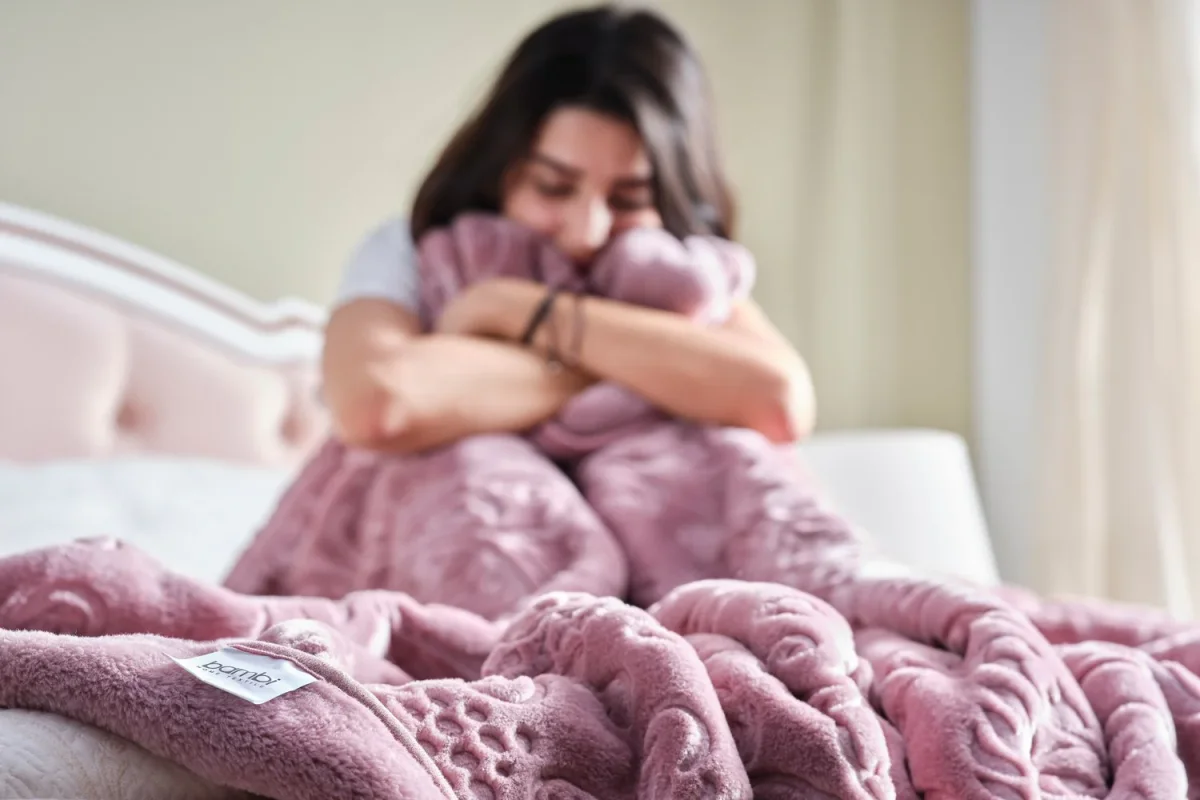 BAMBI EMBOS Couvre-lit 240x240 cm – Image 3