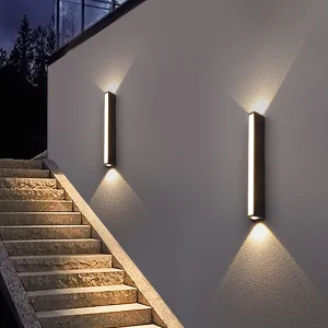 Applique Murale Extérieure LED Moderne - Élégance Aluminium IP65
