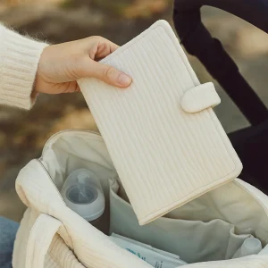 Protège carnet de santé - Wavy